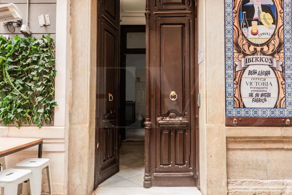 Apartment With Cathedral View & Terrace By Rems มาลากา ภายนอก รูปภาพ