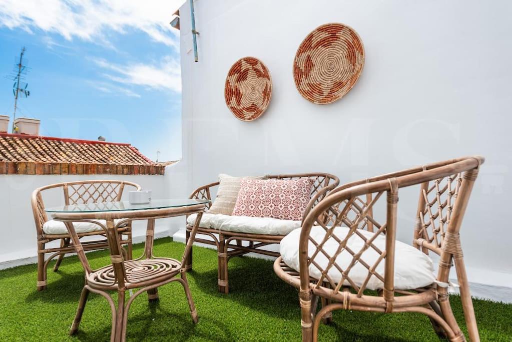 Apartment With Cathedral View & Terrace By Rems มาลากา ภายนอก รูปภาพ